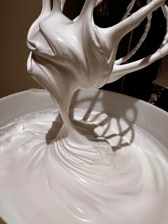 Whipping up clouds ☁️ for something sweet and special… Pavlova in the making! ✨ Crisp on the outside, marshmallowy inside – just how it should be.
Catering love by Joshua 💙
#Pavlova #DessertMagic #MeringuePerfection #CateringByJoshua #SweetMoments #BakingLove #JoshuaCelebration